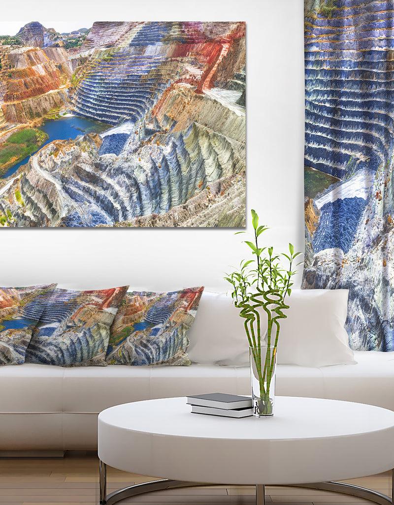 DesignQ Impressive Mines and Canyon - Extra Large Landscape Canvas Art Print