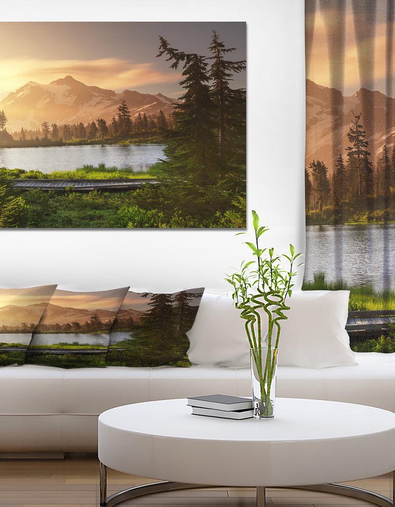 DesignQ Lake And Mount Shuksan - Lake Landscapes Photographic on wrapped Canvas