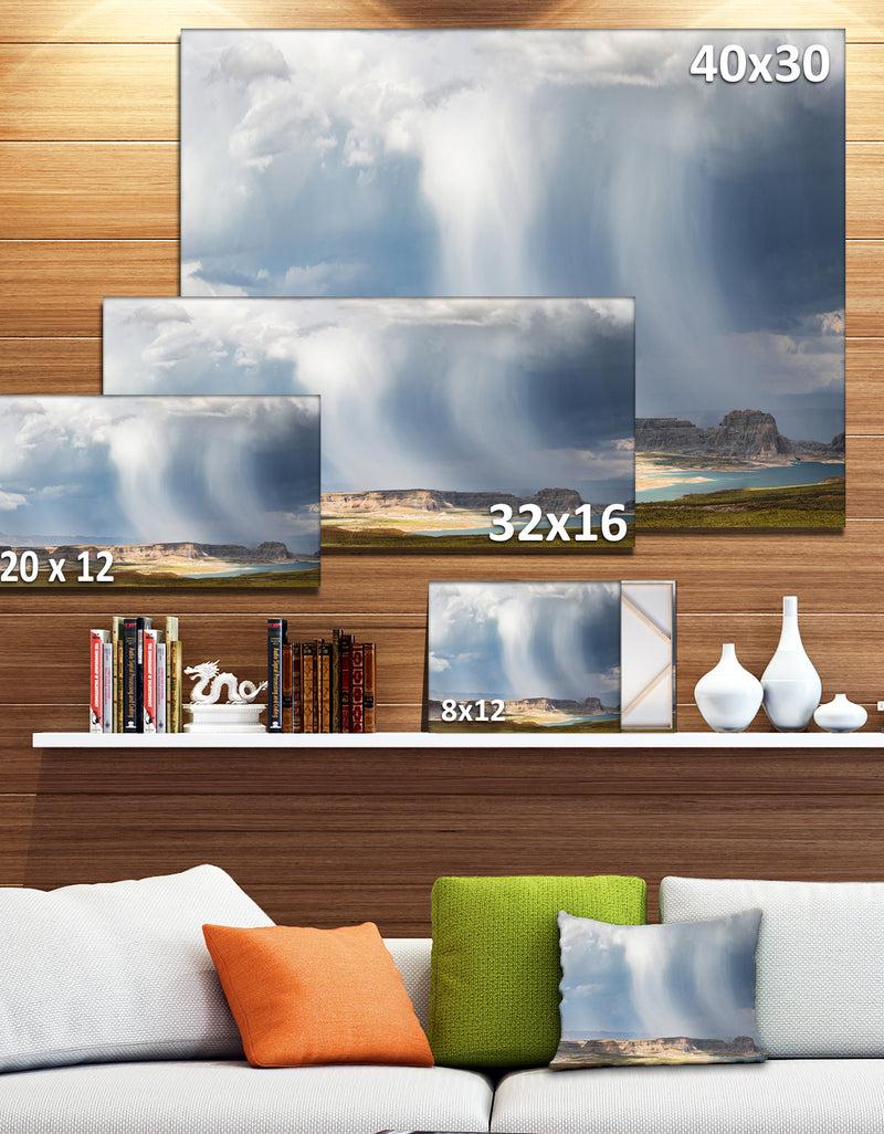 DesignQ Lake Powell Under Clouds - Landscape Wall Artwork