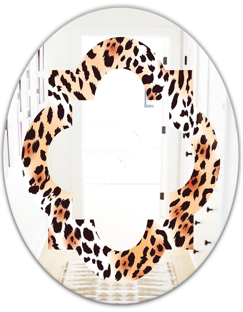 DesignQ Leopard Fur Safari II - Modern Round Or Oval Wall Mirror - Quatrefoil
