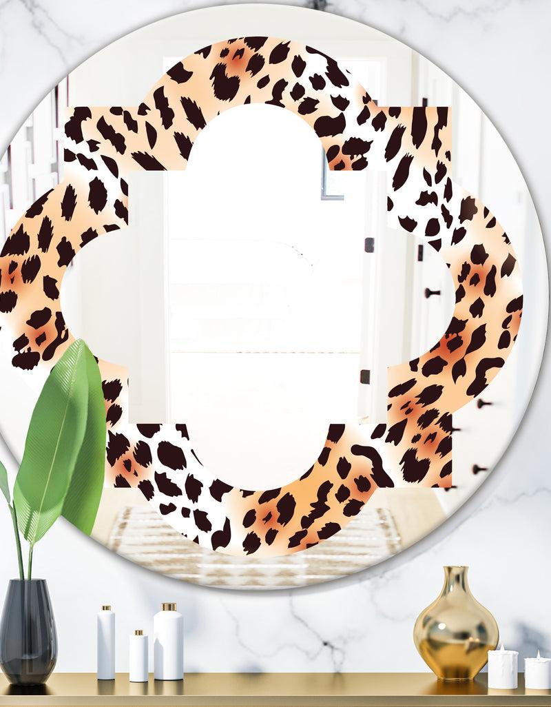 DesignQ Leopard Fur Safari II - Modern Round or Oval Wall Mirror - Quatrefoil
