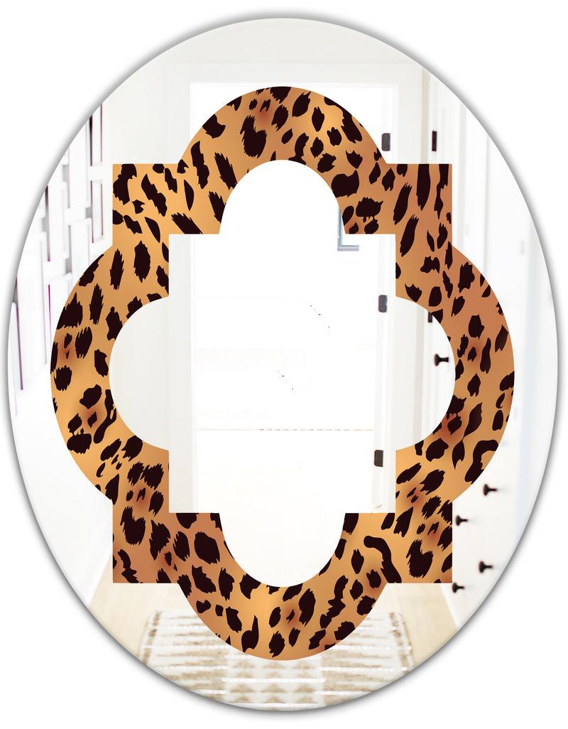 DesignQ Leopard Fur Safari III - Modern Round Or Oval Wall Mirror - Quatrefoil