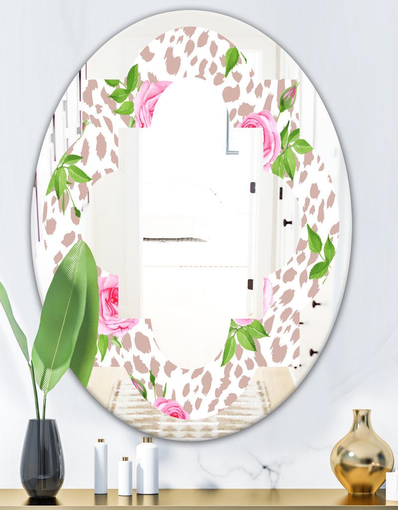 DesignQ Leopard Fur Safari IV - Modern Round Or Oval Wall Mirror - Quatrefoil