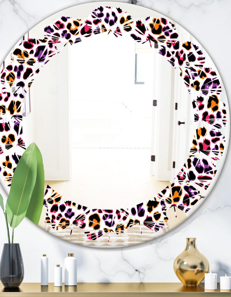 DesignQ Leopard Fur Safari VII - Modern Round or Oval Wall Mirror - Leaves