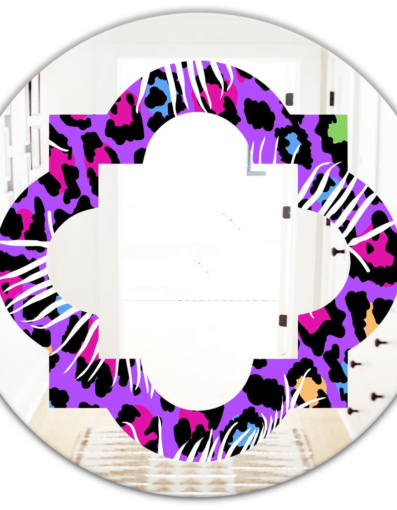 DesignQ Leopard Fur Safari VIII - Modern Round Or Oval Wall Mirror - Quatrefoil
