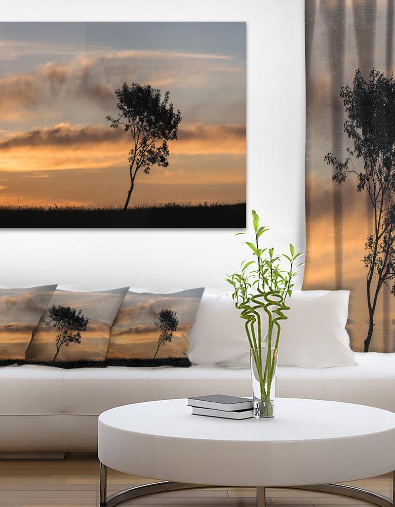 DesignQ Lonely Tree Silhouette Rightwards - Landscape Art Print Canvas