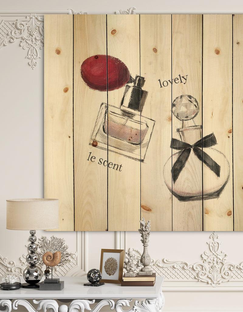 DesignQ Lovely Glamorous Parfum - Traditional Bathroom Print on Natural Pine Wood