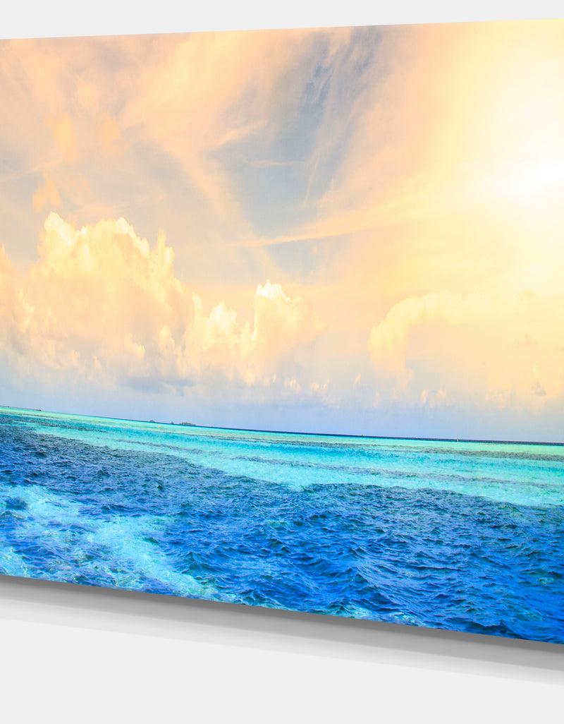 DesignQ Maldives Bungalows Sunset Panorama - Extra Large Seascape Art Canvas