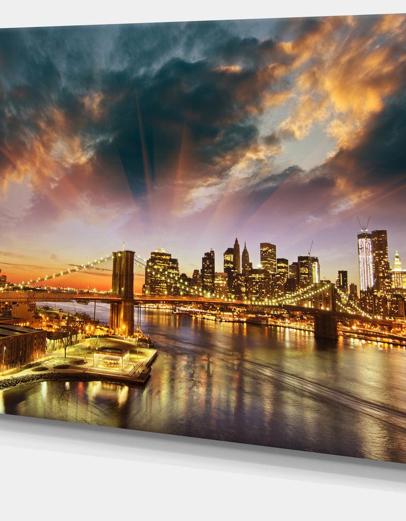 DesignQ Manhattan At Winter Sunset - Cityscape Photo Canvas Print