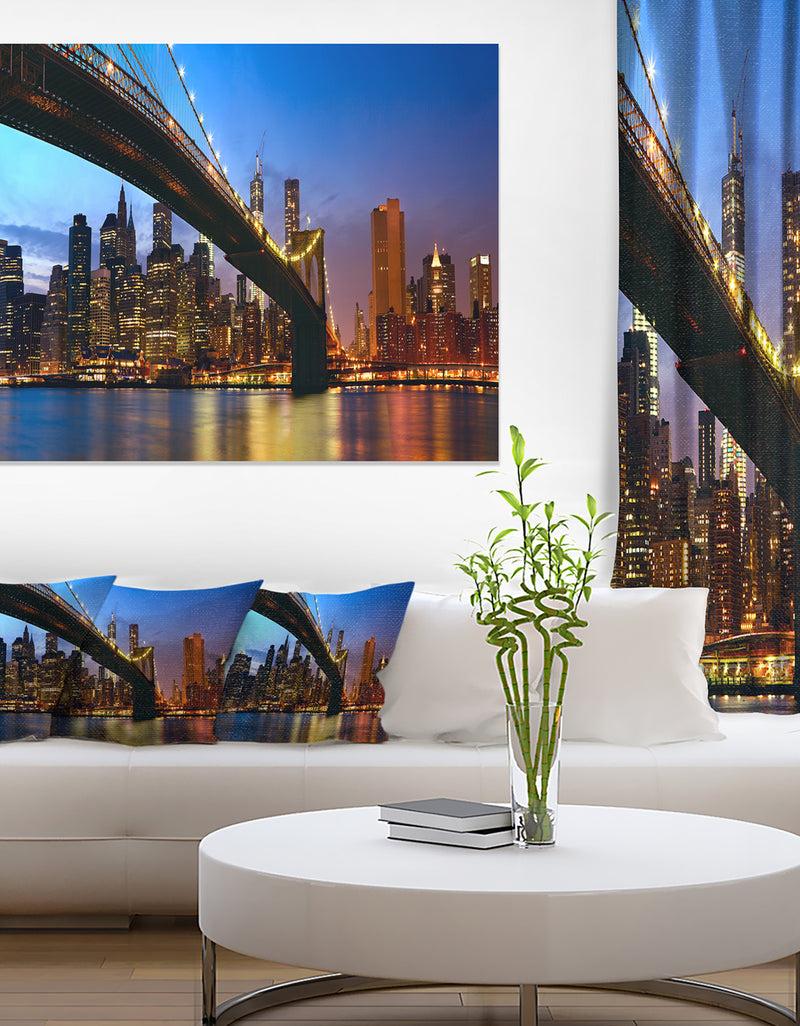 DesignQ Manhattan City with Bridge under Blue Sky - Cityscape Canvas print