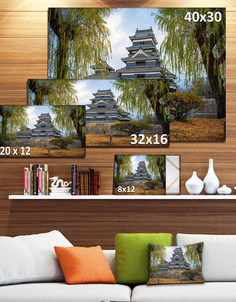 DesignQ Matsumoto Castle Japan - Landscape Wall Artwork