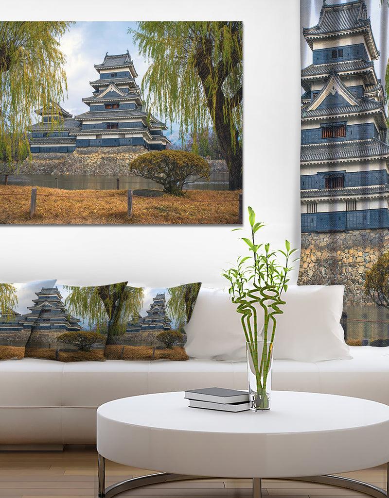 DesignQ Matsumoto Castle Japan - Landscape Wall Artwork