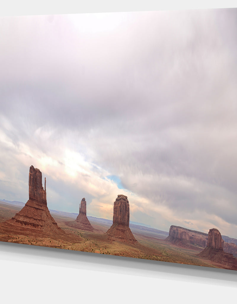 DesignQ Monument Valley Panorama - Landscape Wall Artwork