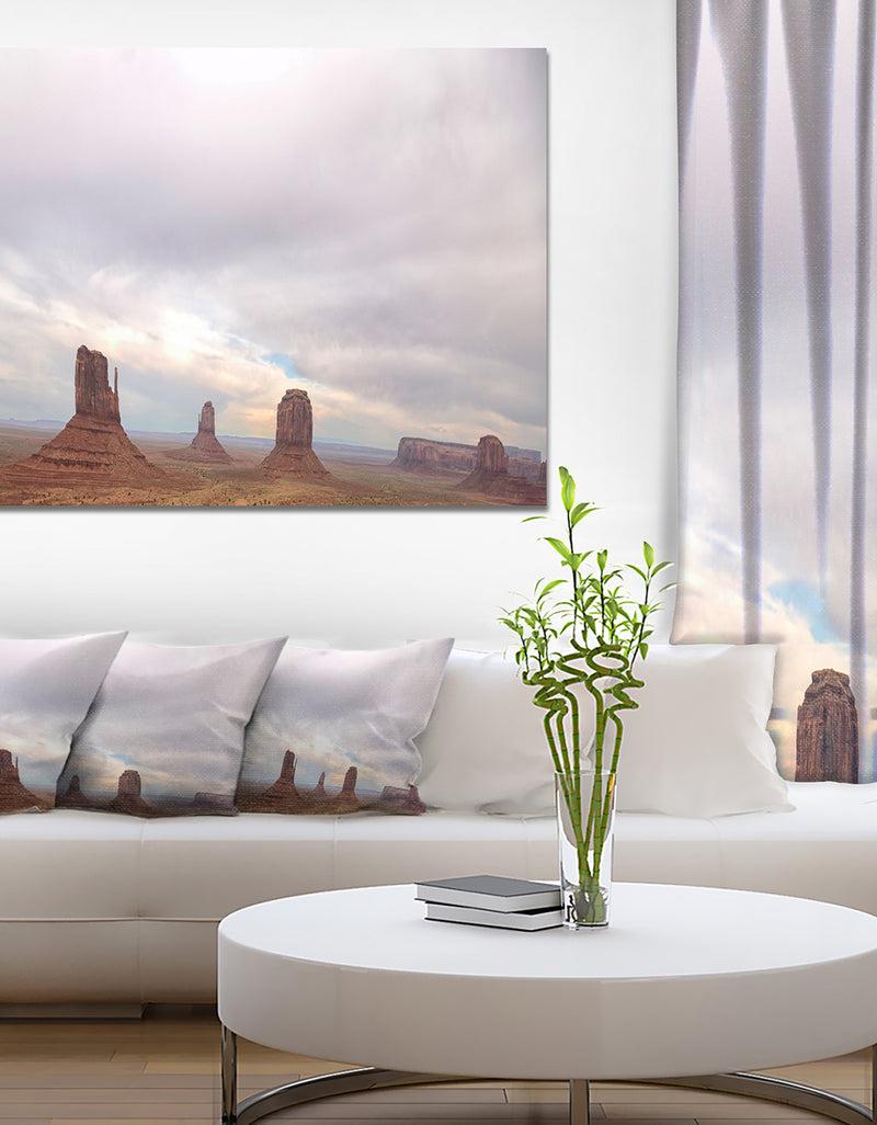 DesignQ Monument Valley Panorama - Landscape Wall Artwork