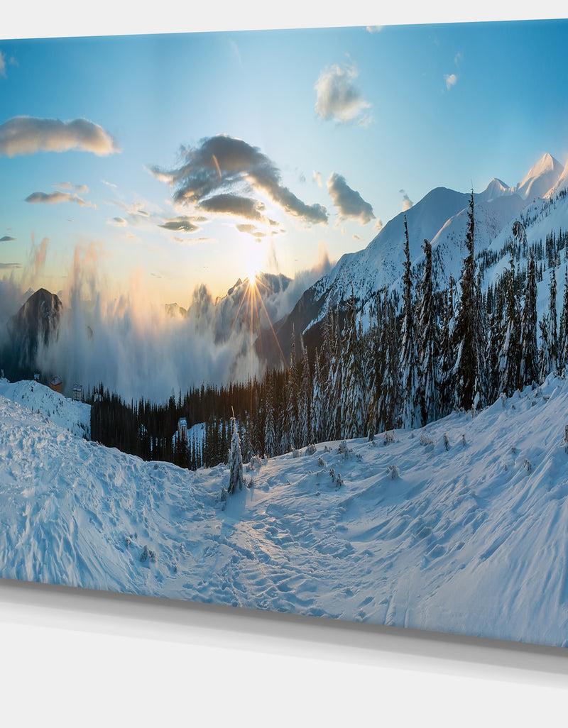 DesignQ Morning Winter Carpathian Mountains - Landscape Art Print Canvas