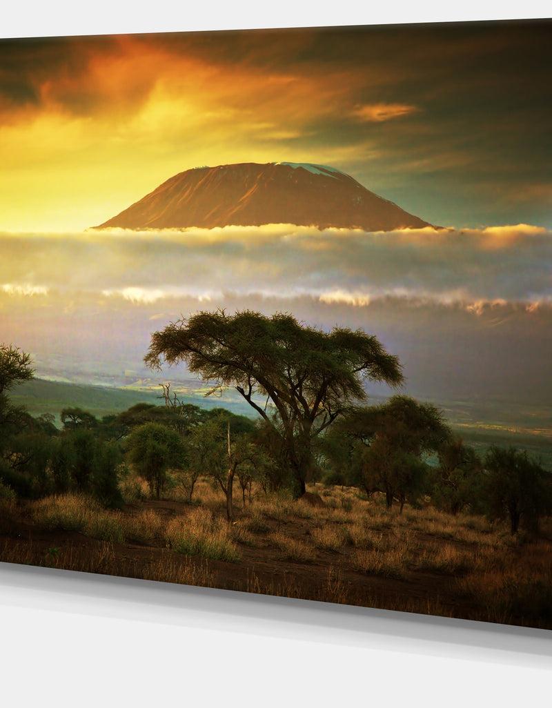 DesignQ Mount Kilimanjaro Photography- Landscape Canvas Print