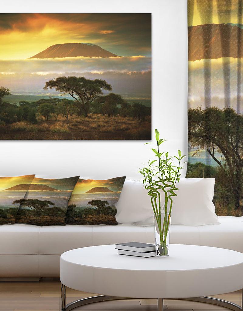 DesignQ Mount Kilimanjaro Photography- Landscape Canvas Print