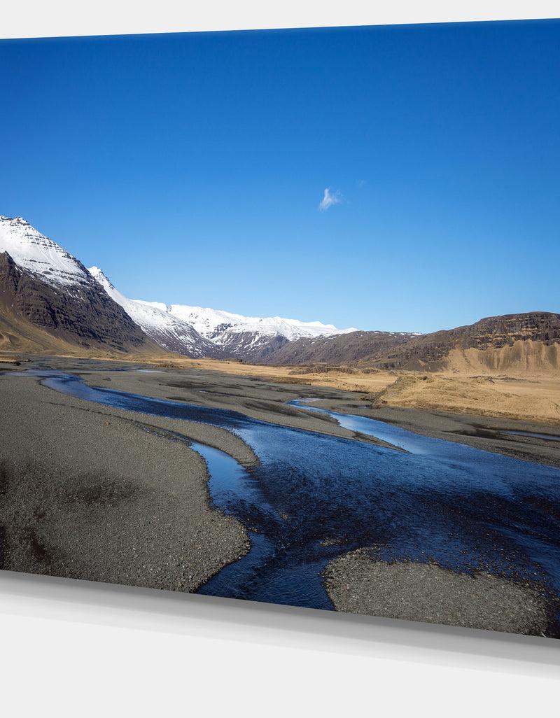 DesignQ Mountains And Lakes Iceland - Landscape Wall Artwork