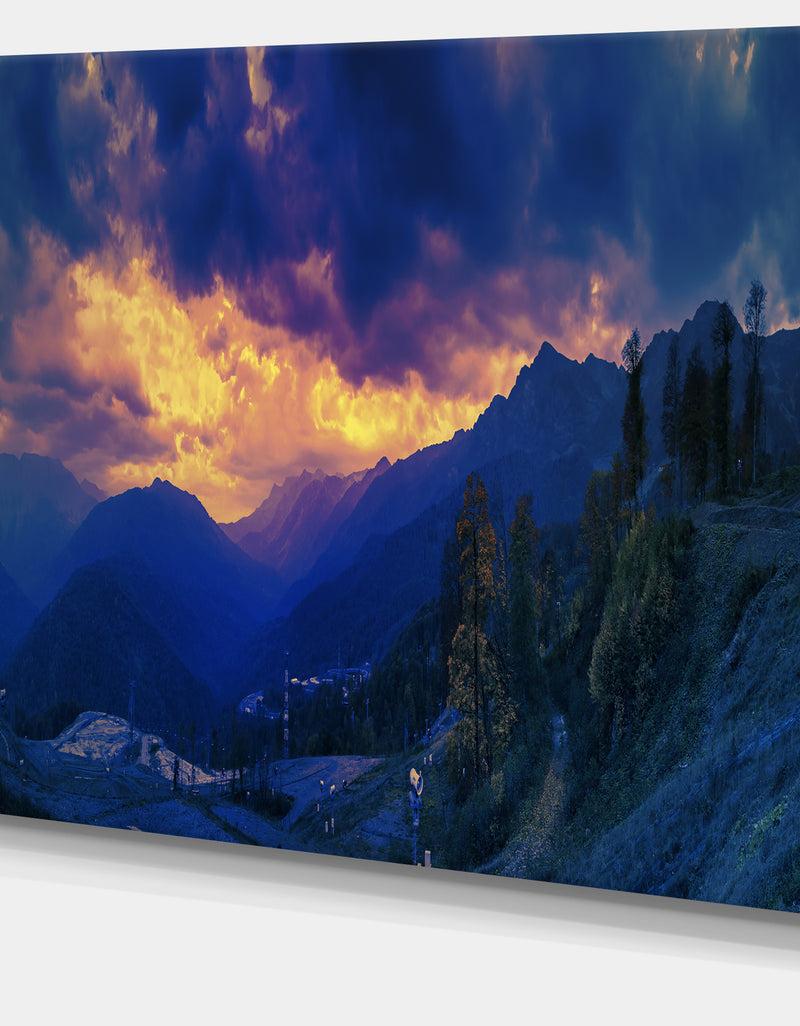 DesignQ Mountains Peaks Of Caucasus Hills - Landscape Artwork Canvas