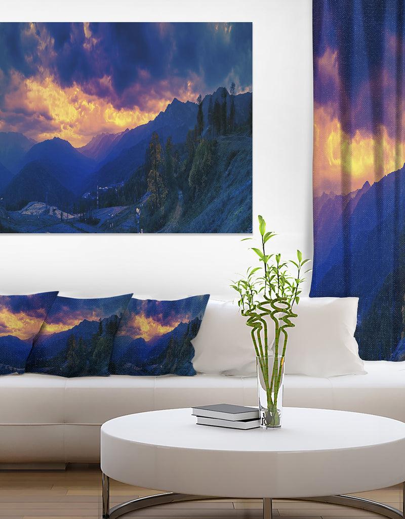 DesignQ Mountains Peaks of Caucasus Hills - Landscape Artwork Canvas