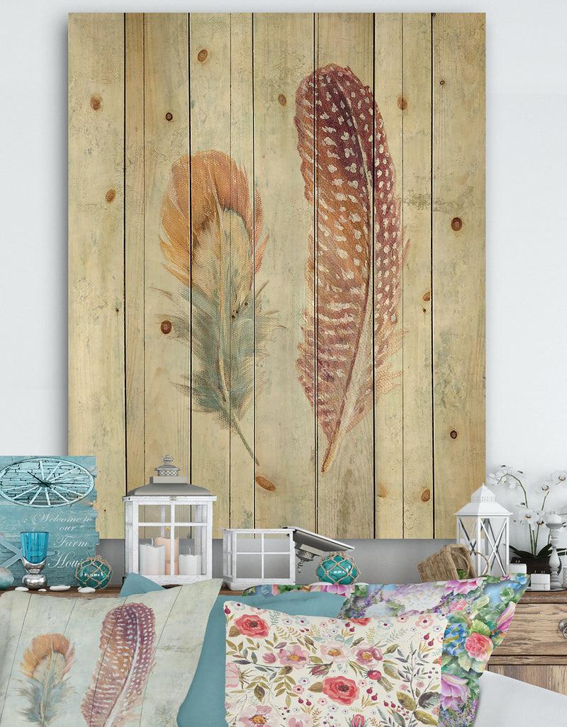 DesignQ Natural Feathers on Wood II - Farmhouse Print on Natural Pine Wood
