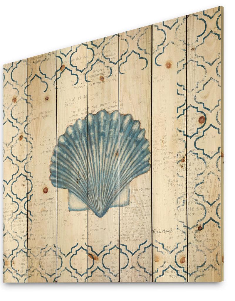 DesignQ Navy Blue Scallop Shell - Nautical & Coastal Print On Natural Pine Wood