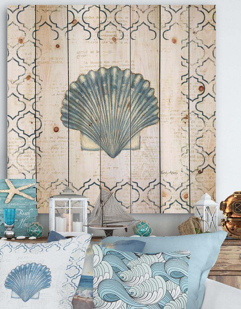 DesignQ Navy Blue Scallop Shell - Nautical & Coastal Print on Natural Pine Wood