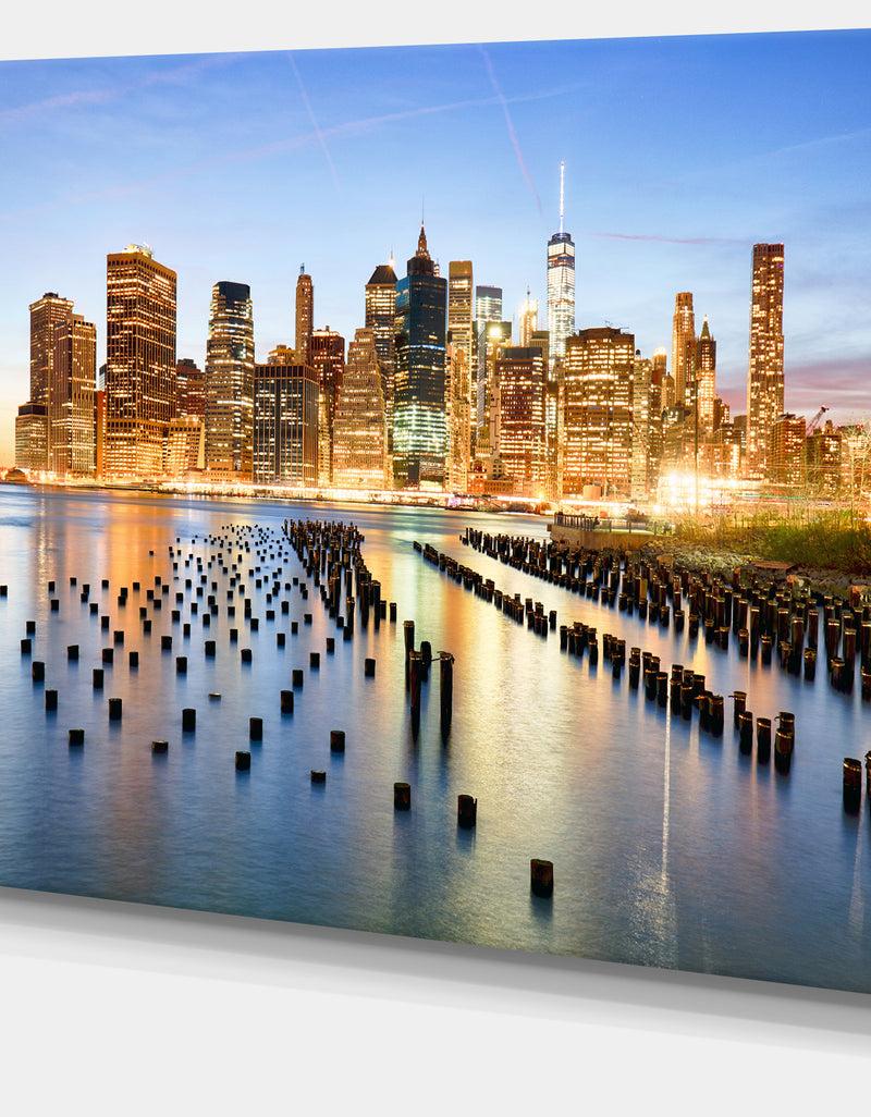 DesignQ New York Skyline With Skyscrapers - Cityscape Canvas Print