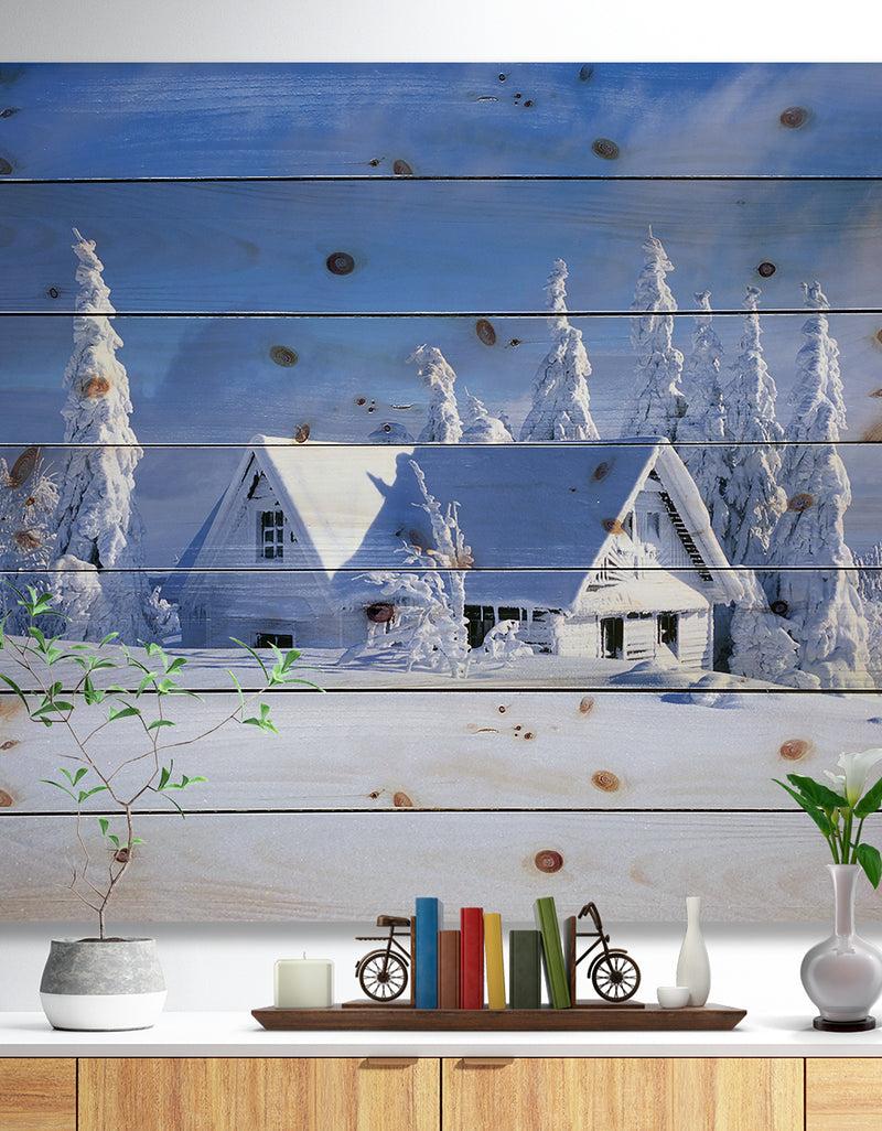 DesignQ Orlicke Hory Cottage in Winter - Landscape Photography Print on Natural Pine Wood