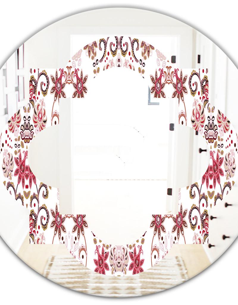 DesignQ Ornamental Retro Pattern - Modern Round Or Oval Wall Mirror - Quatrefoil