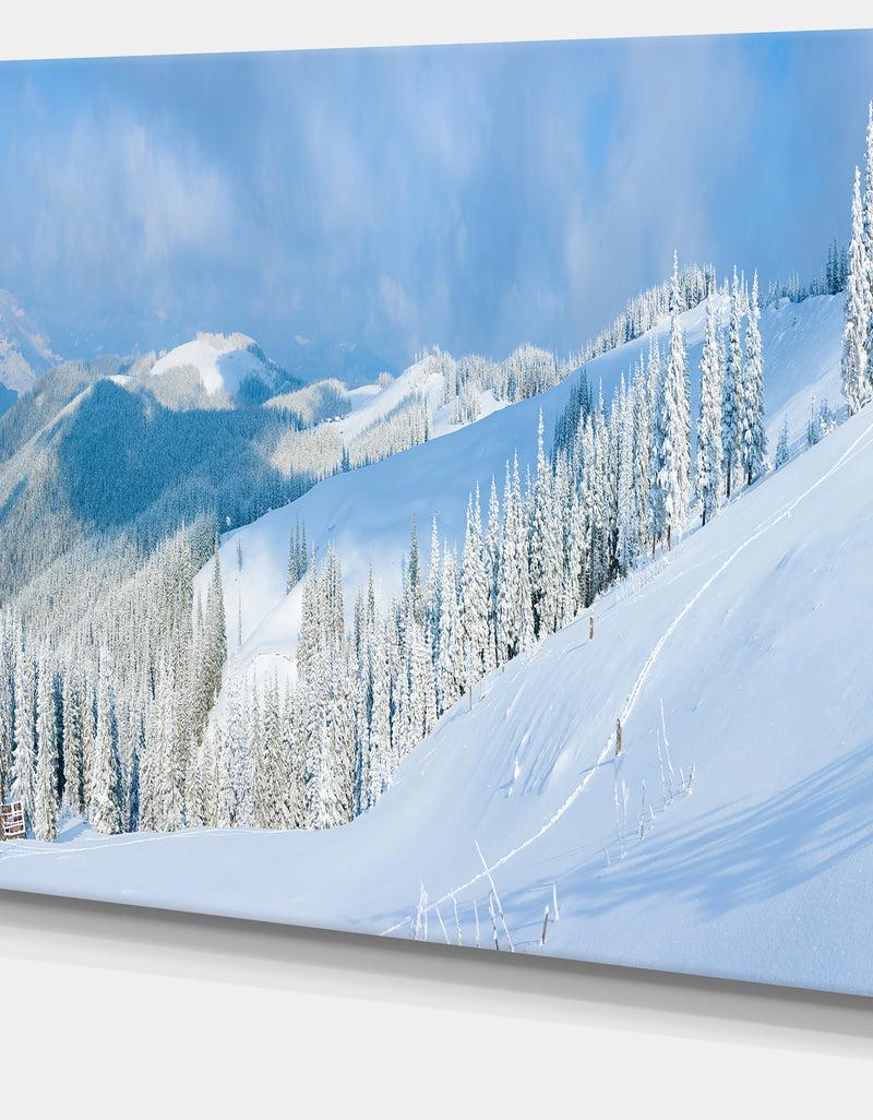 DesignQ Panoramic Winter Mountain - Landscape Photo Canvas Print