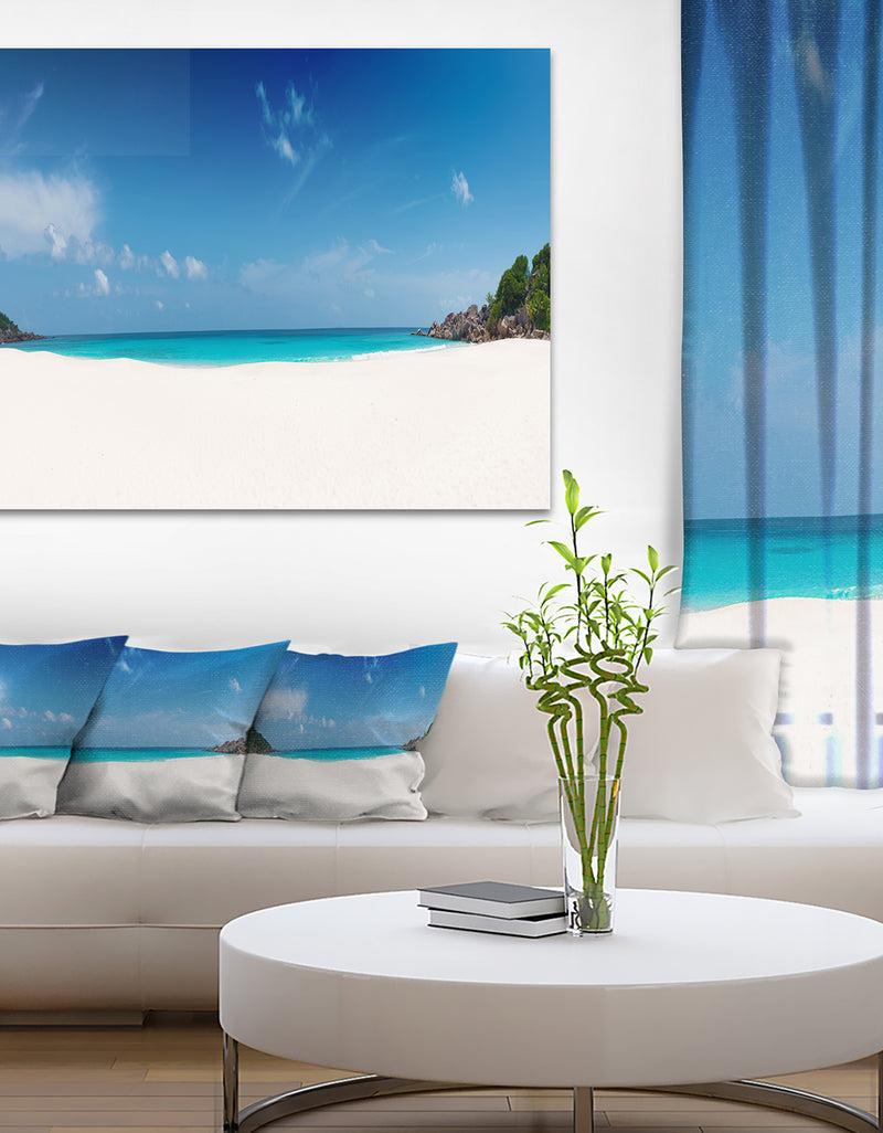 DesignQ Petite Anse Beach La Digue Island - Seashore Canvas Wall Artwork
