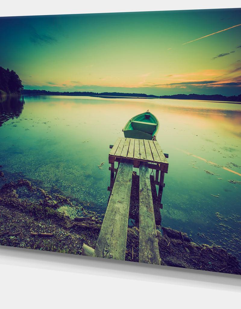 DesignQ Pier And Boat In Vintage Lake - Boat Canvas Artwork