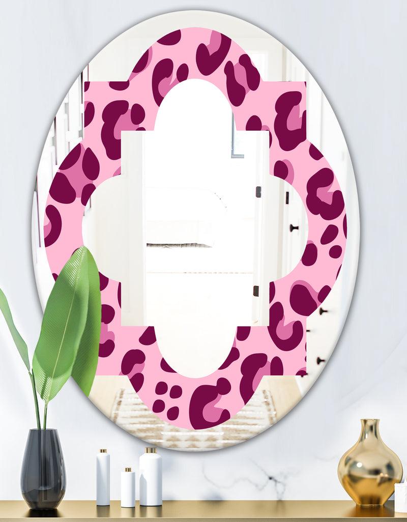 DesignQ Pink Leopard Pattern - Modern Round Or Oval Wall Mirror - Quatrefoil