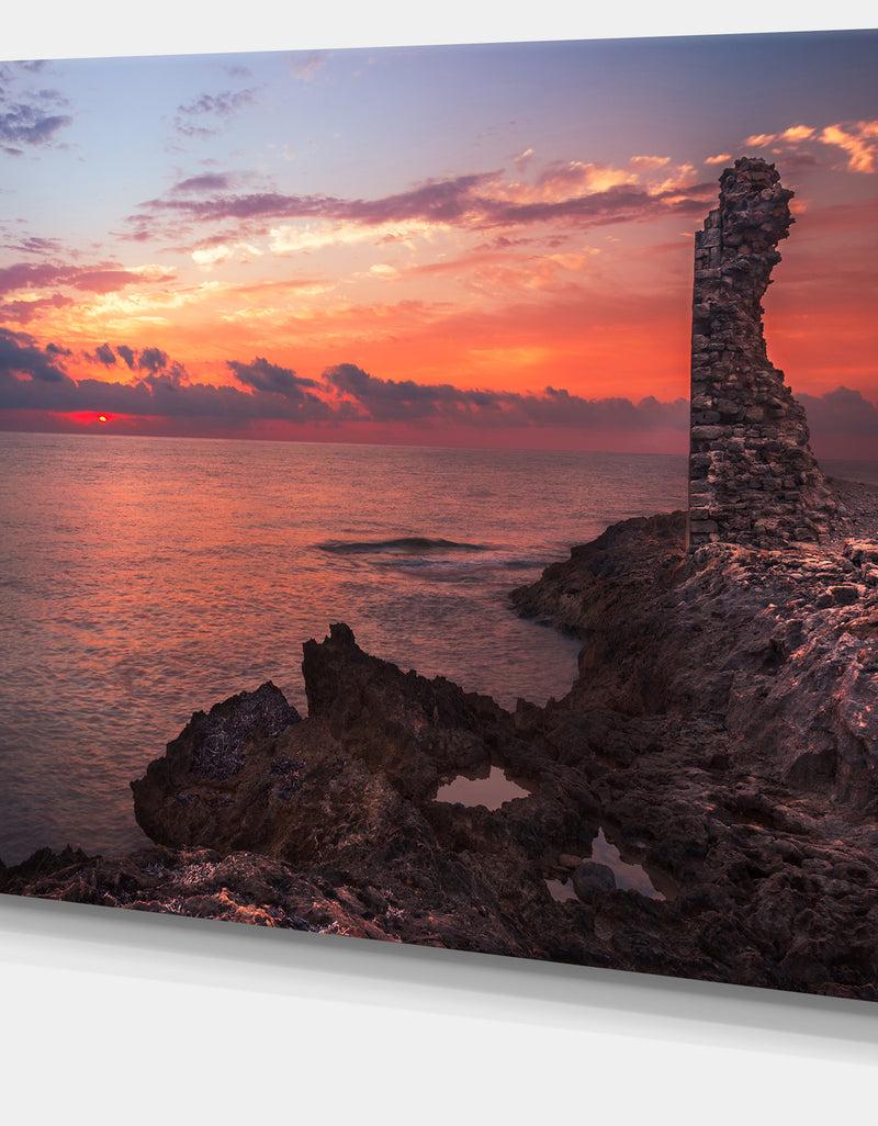 DesignQ Red Rocky Beach With Ancient Ruins - Oversized Beach Canvas Artwork