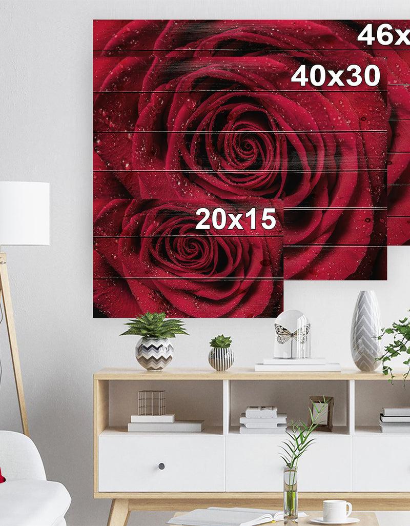 DesignQ Red Rose Petals With Rain Droplets - Floral Art Print On Natural Pine Wood