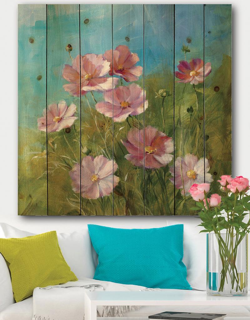 DesignQ Red Wildflowers on A Green Meadow - Traditional Print on Natural Pine Wood