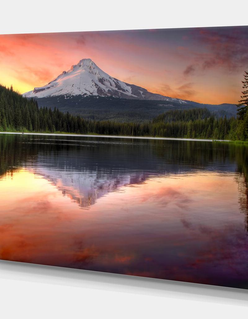 DesignQ Reflection Of Mount Hood On Trillium Lake At Sunset - Lake Landscapes Photographic On Wrapped Canvas