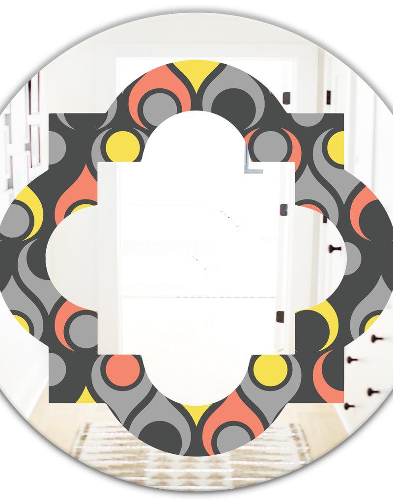 DesignQ Retro Abstract Drops I - Modern Round Or Oval Wall Mirror - Quatrefoil