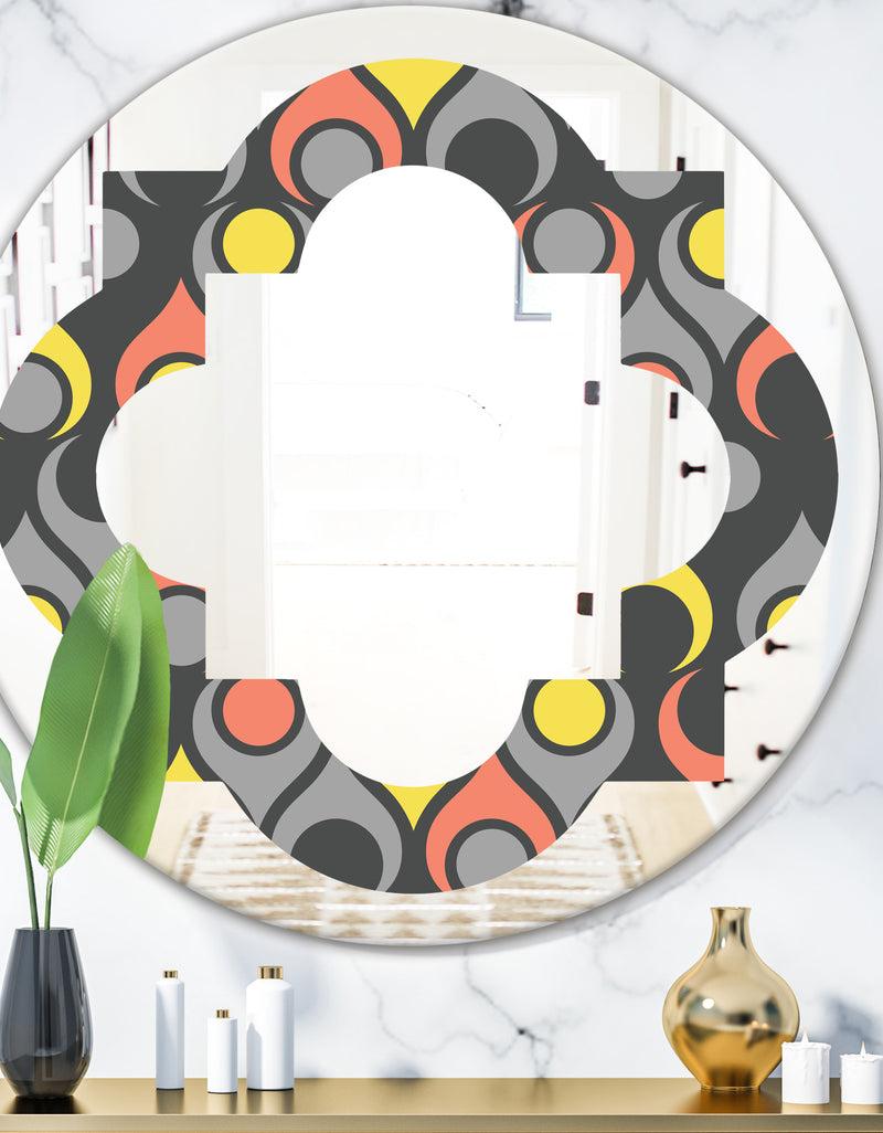 DesignQ Retro Abstract Drops I - Modern Round or Oval Wall Mirror - Quatrefoil