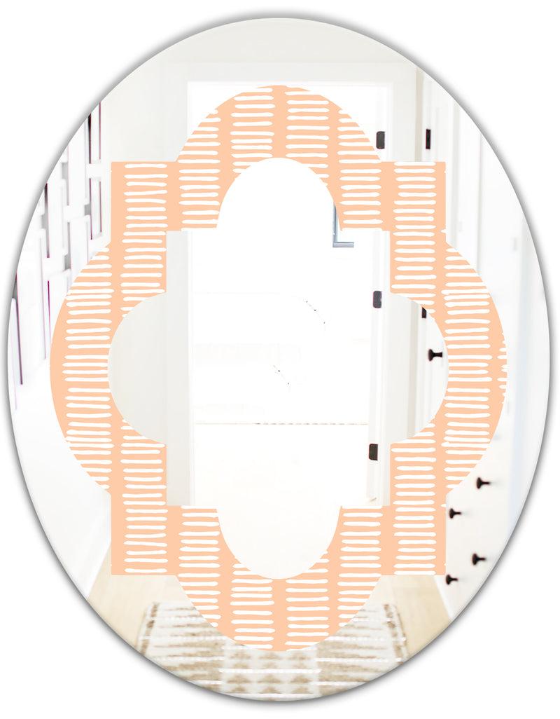 DesignQ Retro Abstract Lines Pattern - Modern Round Or Oval Wall Mirror - Quatrefoil
