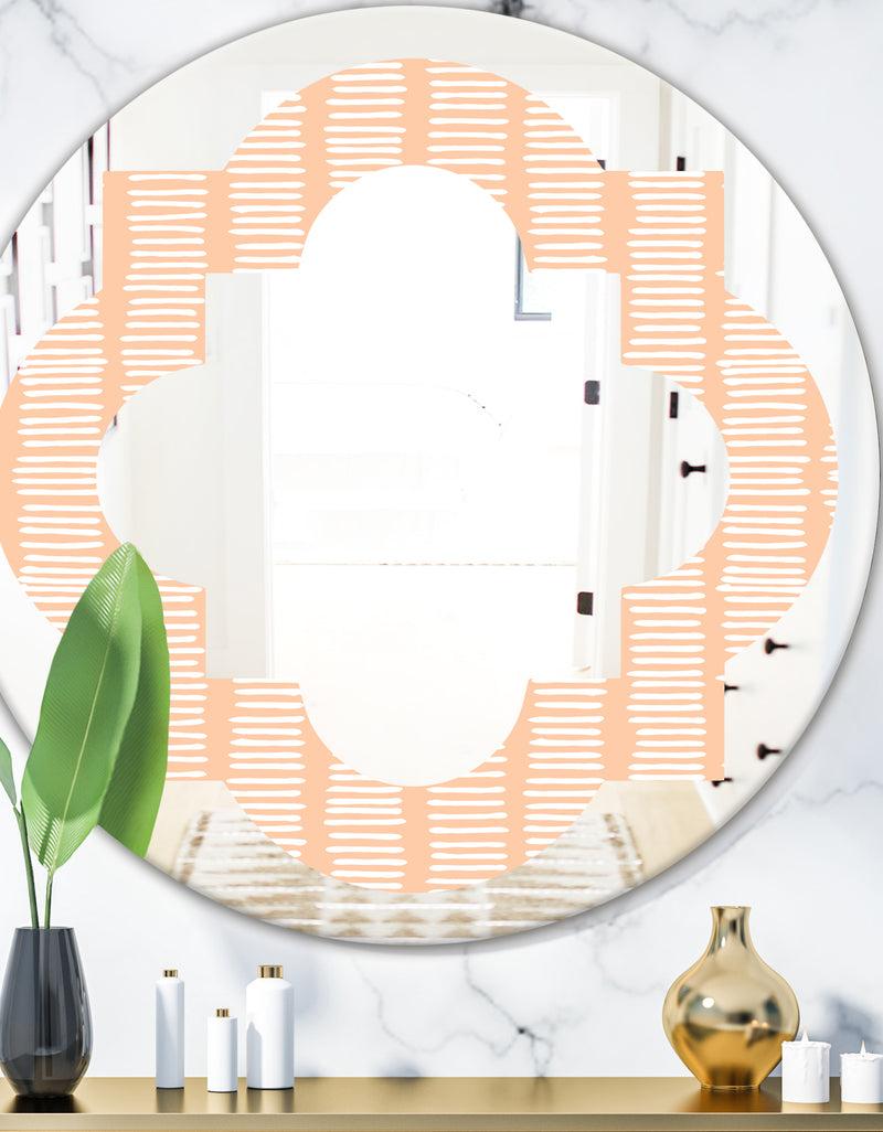 DesignQ Retro Abstract Lines Pattern - Modern Round or Oval Wall Mirror - Quatrefoil