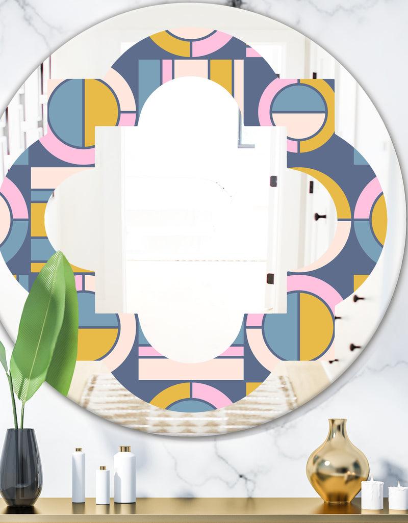 DesignQ Retro Circular Design I - Modern Round or Oval Wall Mirror - Quatrefoil