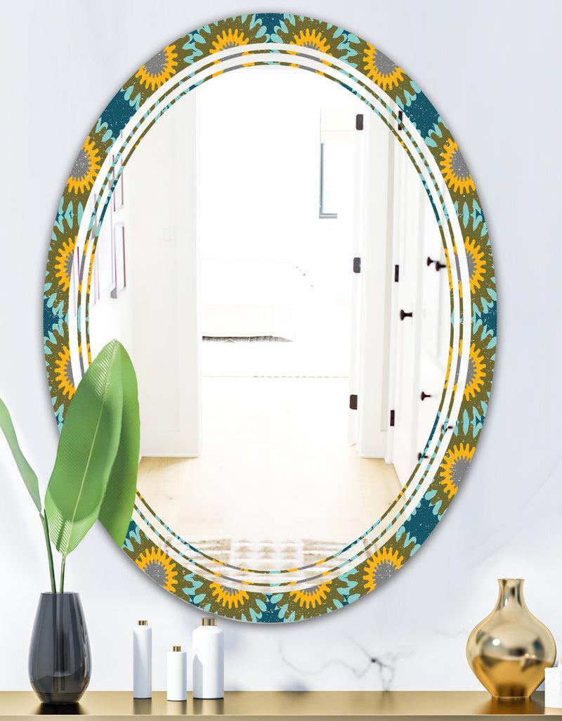 DesignQ Retro Circular Pattern I - Cottage Round Or Oval Wall Mirror - Triple C