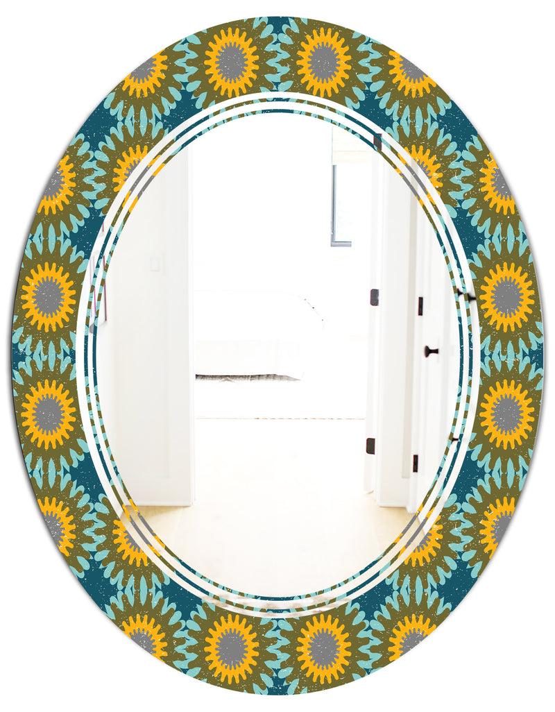 DesignQ Retro Circular Pattern I - Cottage Round Or Oval Wall Mirror - Triple C