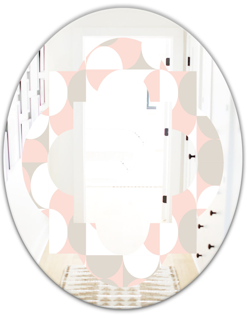 DesignQ Retro Circular Pattern III - Modern Round Or Oval Wall Mirror - Quatrefoil