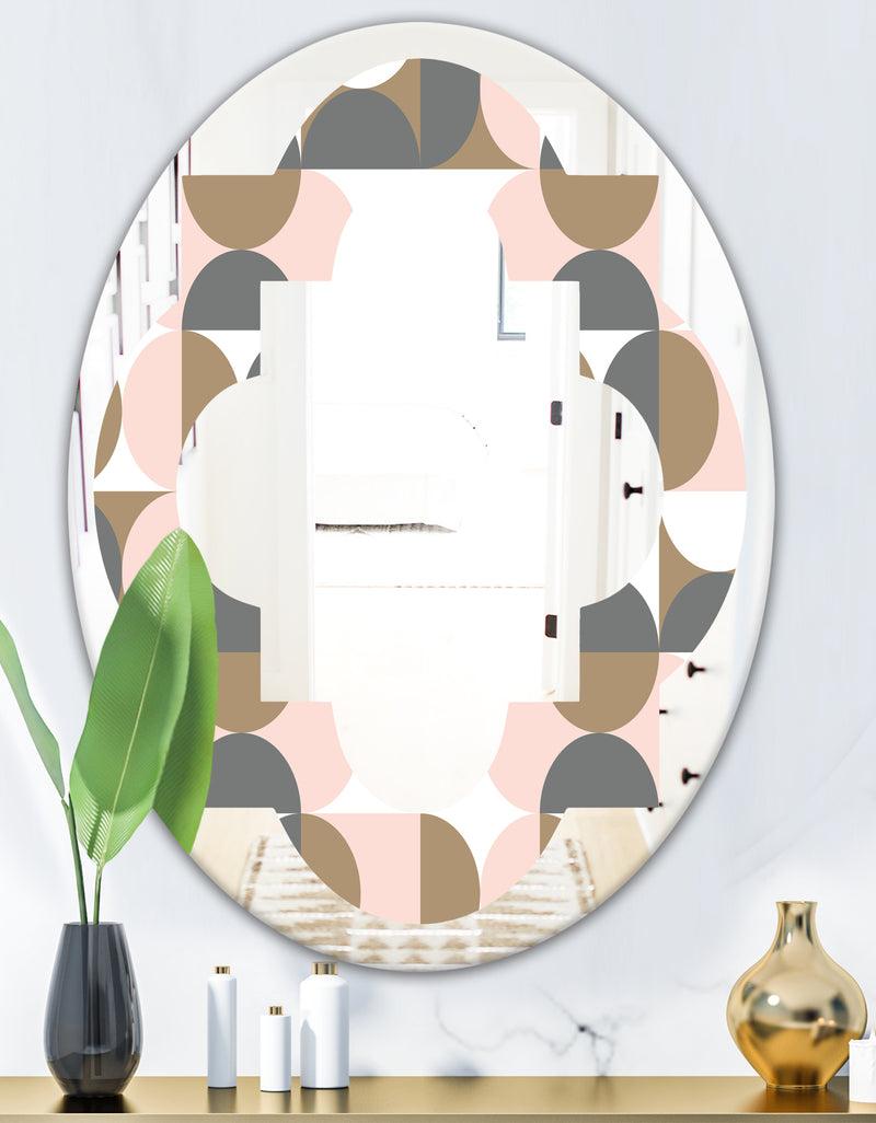 DesignQ Retro Circular Pattern IV - Modern Round Or Oval Wall Mirror - Quatrefoil