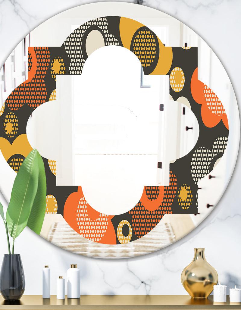 DesignQ Retro Floral Pattern VII - Modern Round or Oval Wall Mirror - Quatrefoil