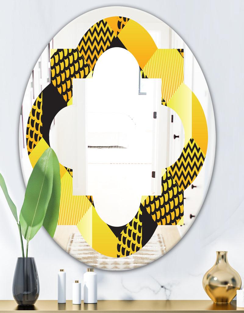 DesignQ Retro Hexagon Pattern II - Modern Round Or Oval Wall Mirror - Quatrefoil