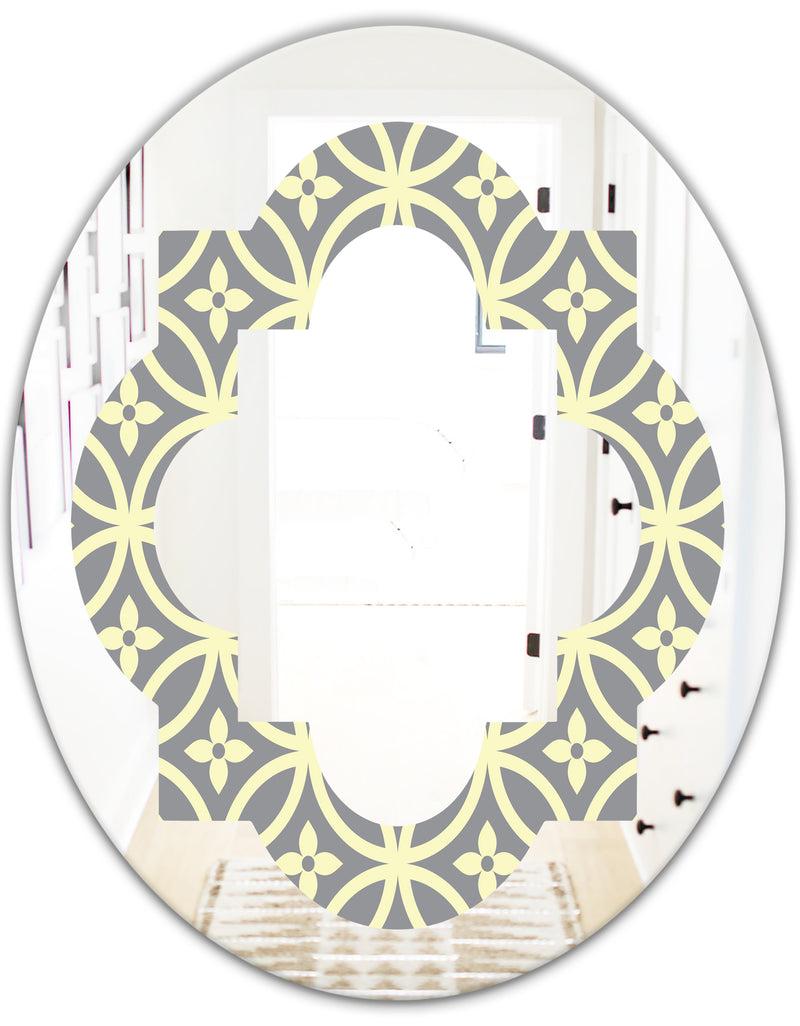 DesignQ Retro Ornamental Pattern II - Modern Round Or Oval Wall Mirror - Quatrefoil